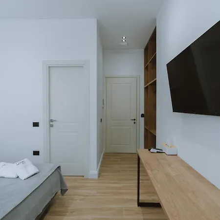 Dyrmo Hotel Berat