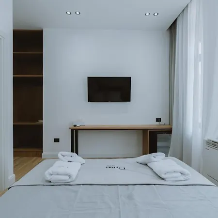 Hotel Dyrmo Berat